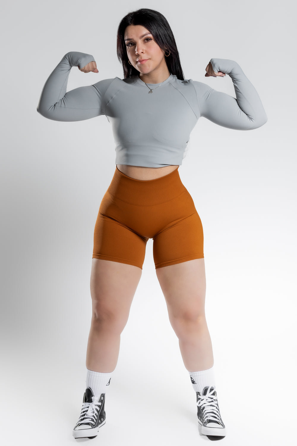 REFLECT SEAMLESS SHORTS 6"